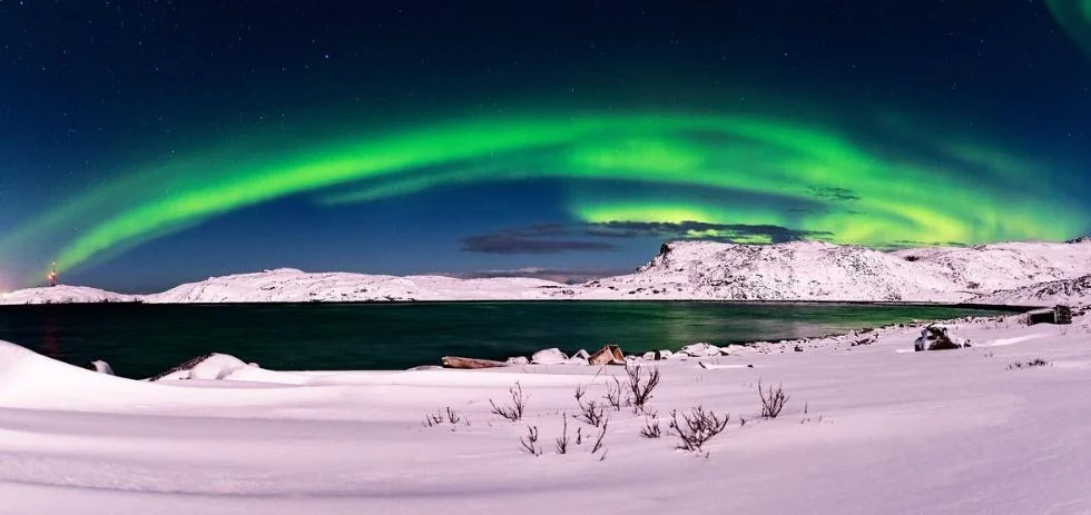 Dedicated 3-hour wilderness aurora hunting with Arctic experts