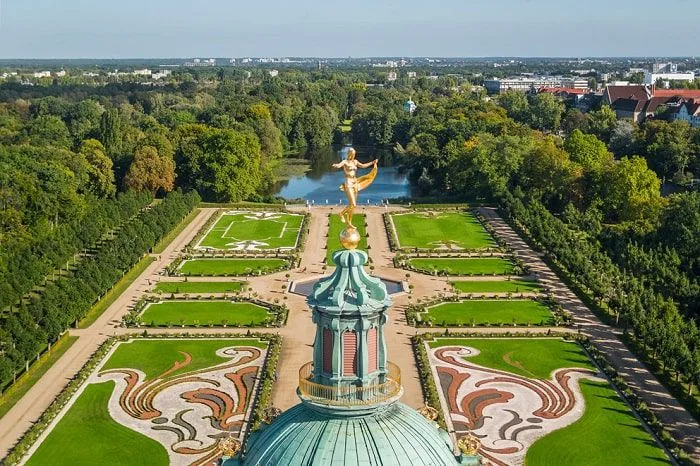 Tour Hành Trình Đông Âu 2026: Đức – Séc – Áo – Slovakia – Hungary - BERLIN - PRAHA