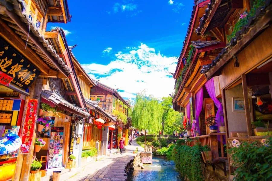 Gợi Ý Lịch Trình Và Những Lưu Ý Khi Đi Du Lịch Lệ Giang – Shangri-La