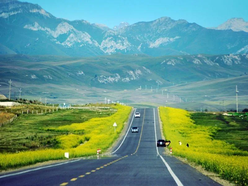 Tour Northern Xinjiang VIP Grand Circuit: Urumqi – Kanas – Hemu – Sayram Lake - DAY 7: NALATI – ĐỘC KHỐ – KHUÊ ĐỒN
