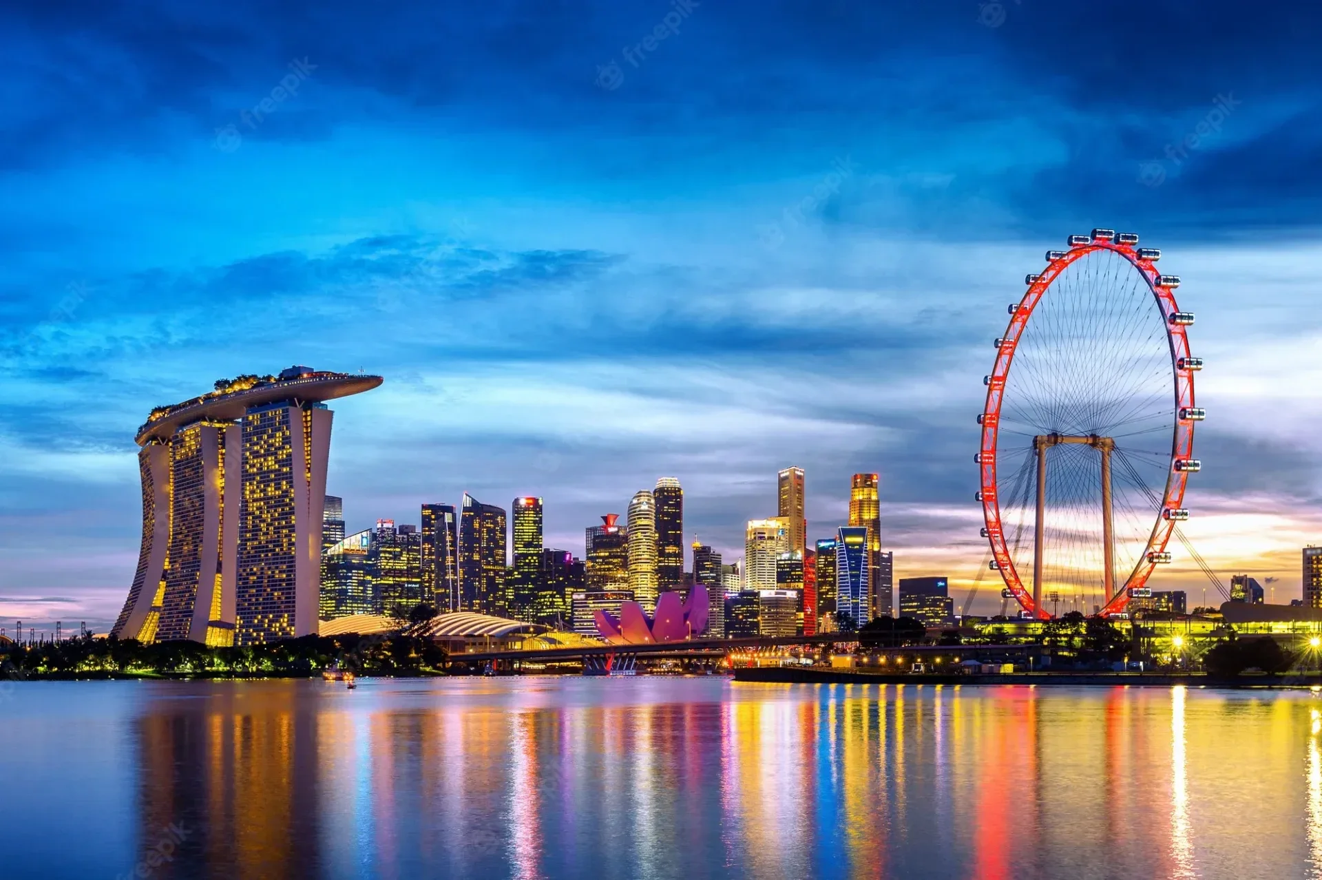Hóa thân thành minion, ngắm đại dương tại Sentosa